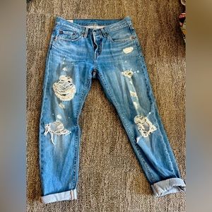 Levi 501 ripped boyfriend jeans